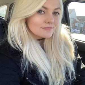 Meet your Posher, Courtney